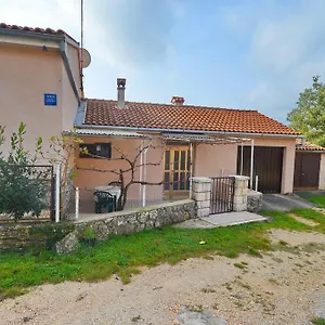 Mon Perin Castrum - Adriano Appartamento